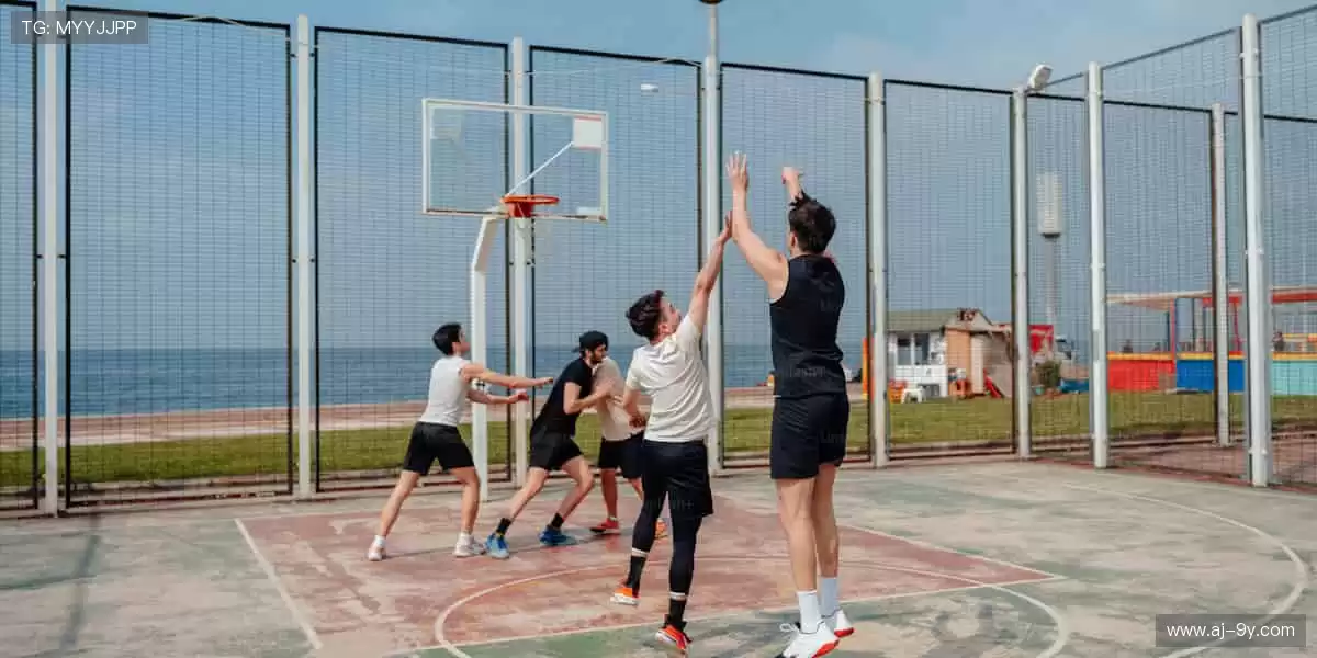 🏀独家直播，错过再等一年！📺